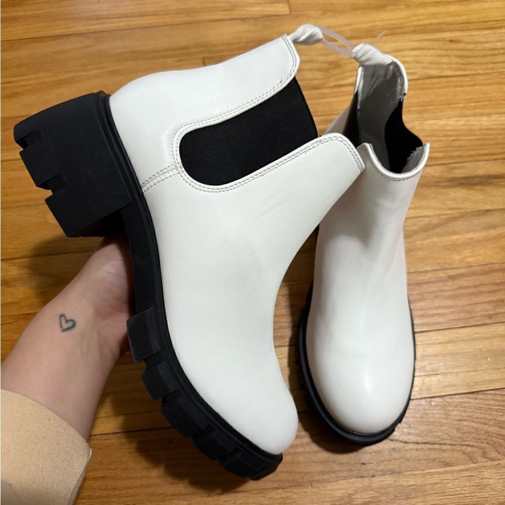 Steve Madden | Howler Chelsea Boot